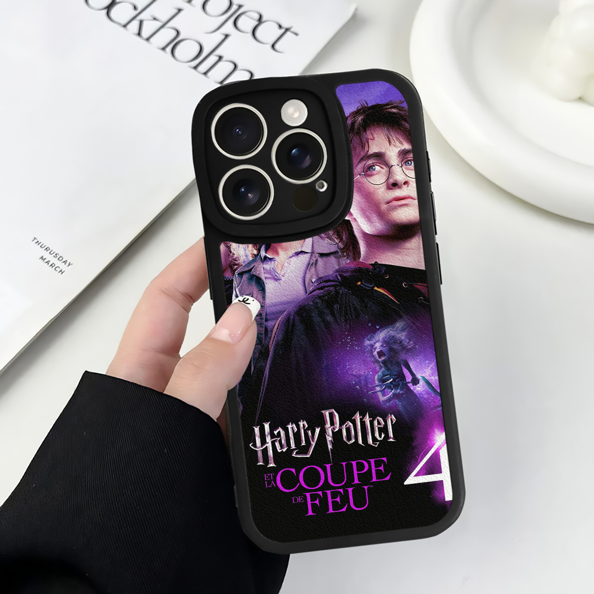 （画像用） Harry Potter ハリー・ポッターシリーズ 【iPhone 16シリーズ対応】シリコンスマホケース（レザー調） 材質：シリコン